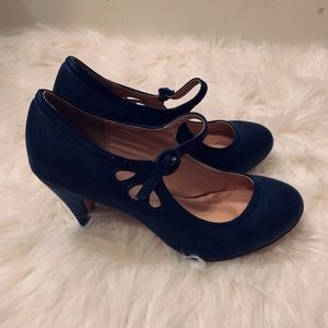 Chase & Chloe Kimmy-21 Heels Navy Blue Size 7.5